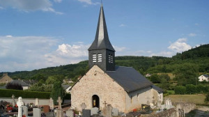 gereja santo andokus dan santo tirsus 
